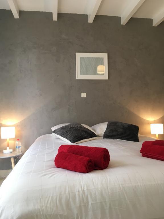 לה רושל Chambres D'Hotes Des Tours A La Rochelle מראה חיצוני תמונה